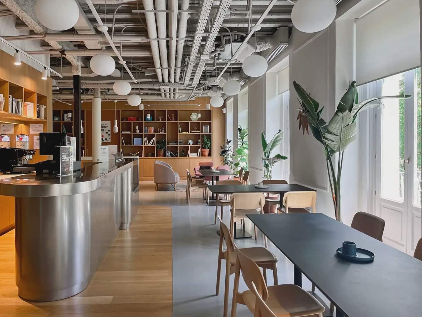 Kontor til leie i Madrid by med garasje - € 109 (Ref: 9810274)