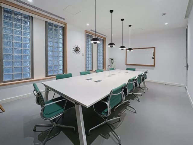 Bureau à louer à Justicia, Madrid ville avec garage - 1 739 € (Ref: 9810278)