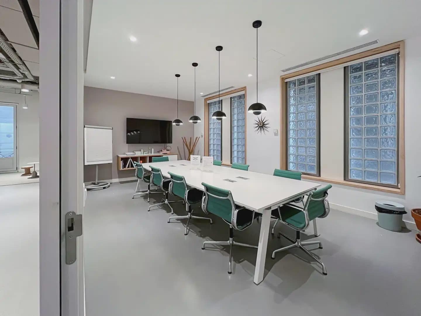 Kontor att hyra i Madrid stad med garage - 3 829 € (Ref: 9810279)