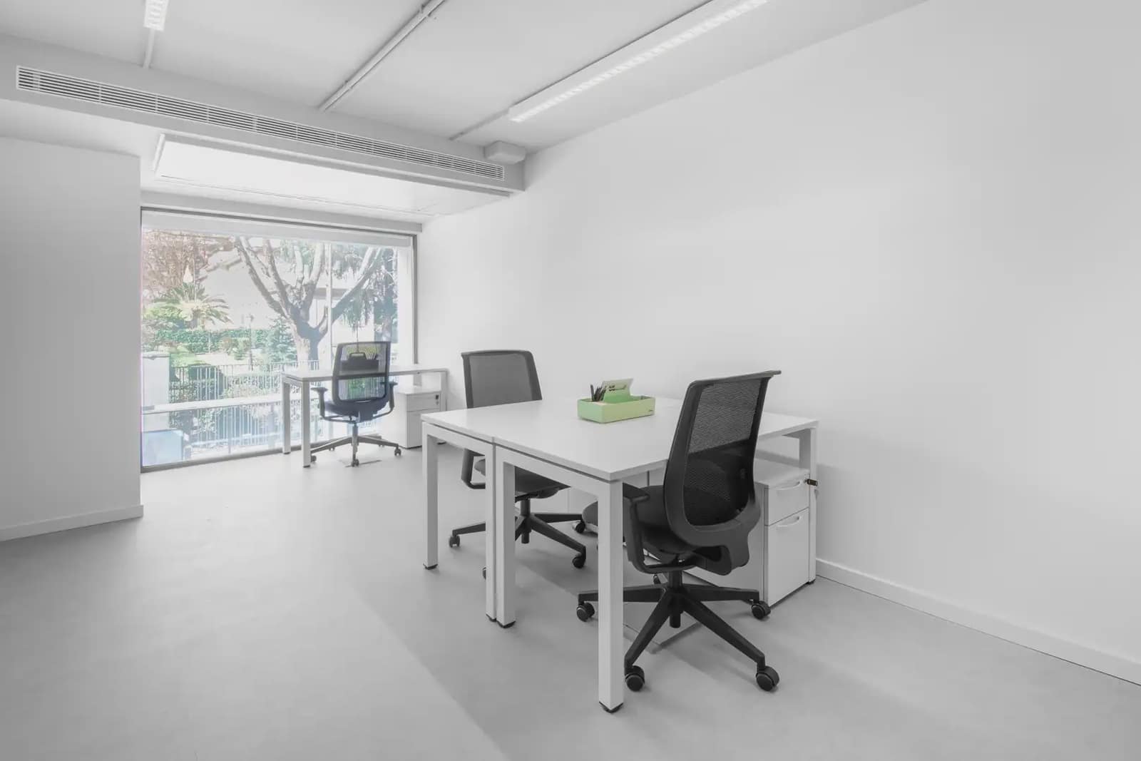 Escritório para arrendar em Madrid cidade com garagem - 135 € (Ref: 9810292)
