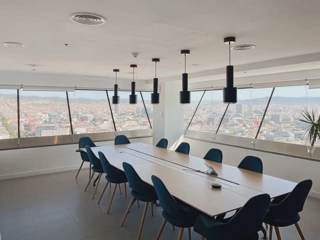 Biuro do wynajęcia w La Vila Olímpica del Poblenou, Miasto Barcelona z garażem - 5 057 € (Ref: 9810294)