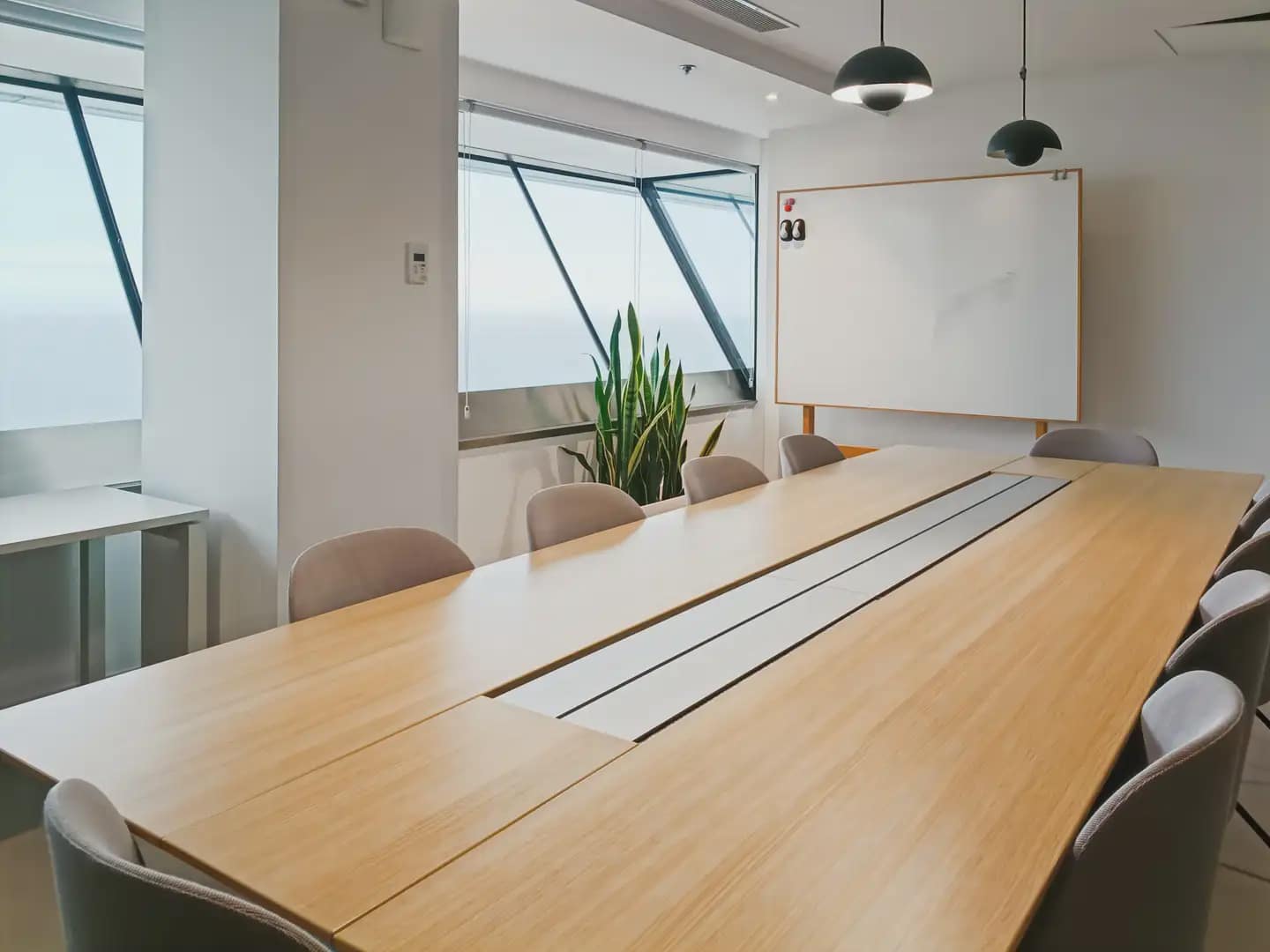 Kontor til leie i Barcelona by med garasje - € 5 057 (Ref: 9810294)