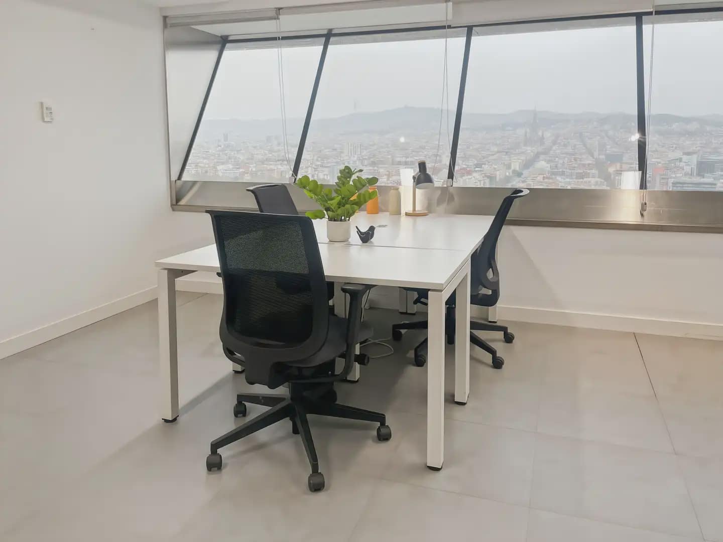 Kantoor te huur in Barcelona stad met garage - € 8.256 (Ref: 9810295)