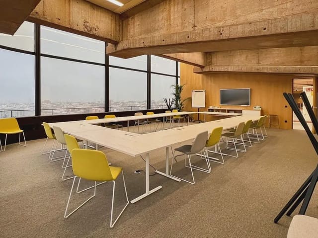 Ufficio da affittare in Cuatro Caminos, Madrid città con garage - 1.369 € (Rif: 9810343)