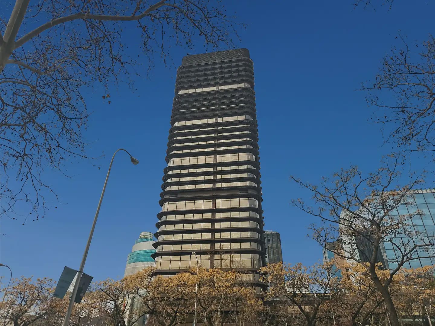 Office for rent in Madrid city with garage - € 189 (Ref: 9810348)