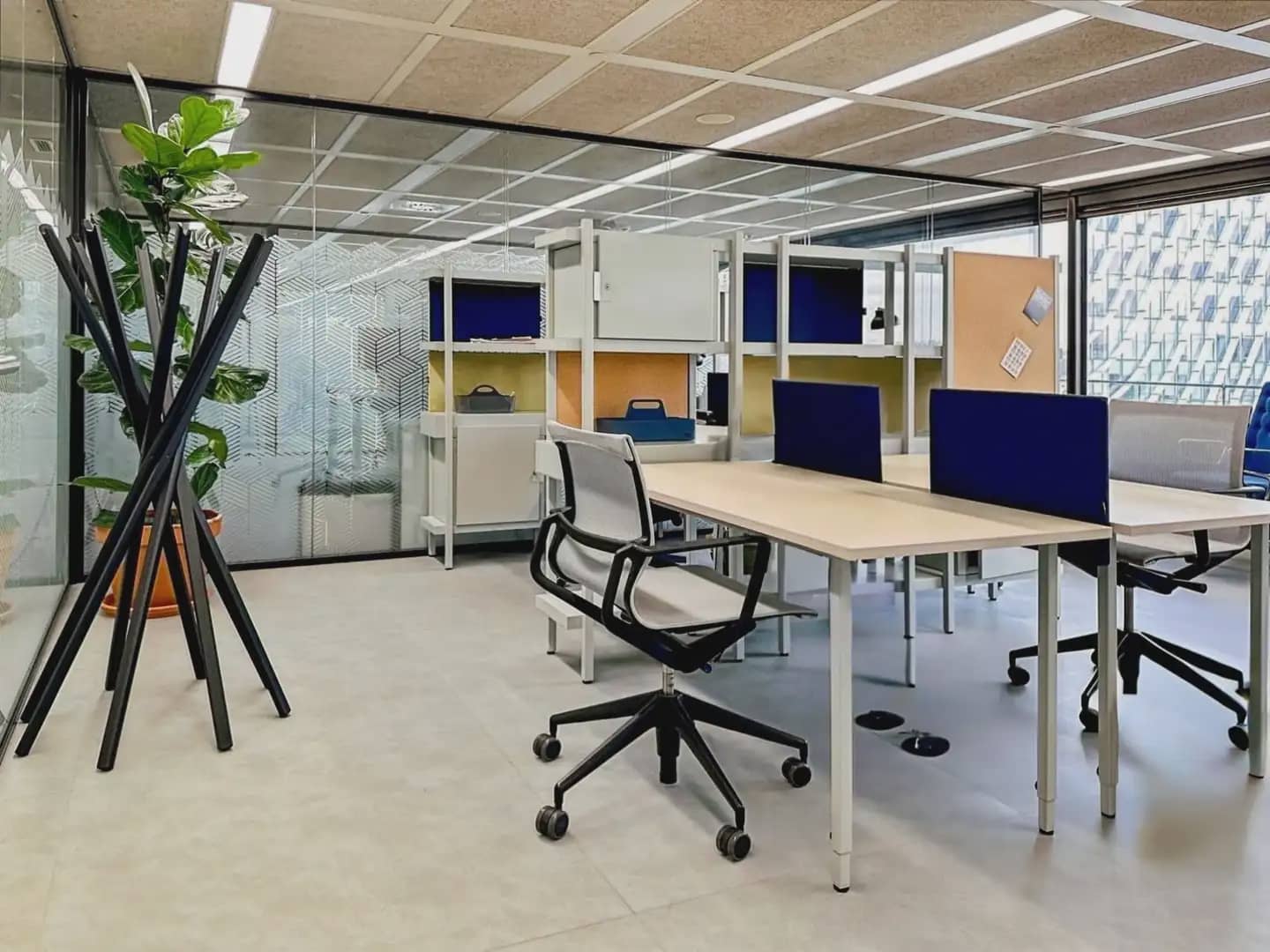 Kontor til leie i Madrid by med garasje - € 913 (Ref: 9810352)