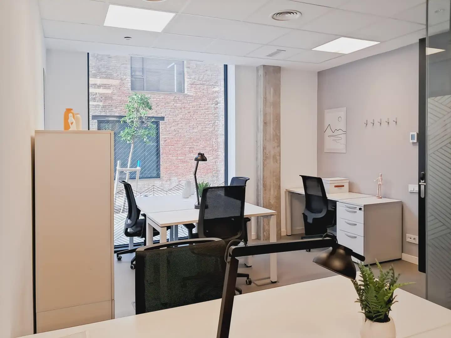 Büro zu vermieten in Barcelona Stadt mit Garage - 918 € (Ref: 9810462)