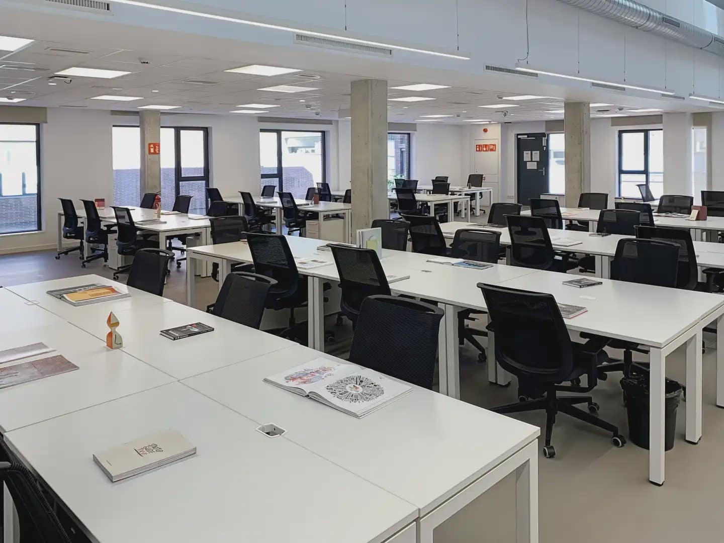 Kantoor te huur in Barcelona stad met garage - € 12.386 (Ref: 9810464)