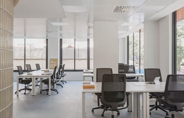 Kontor til leje i Son Armadans, Palma de Mallorca med garage - € 109 (Ref: 9810497)