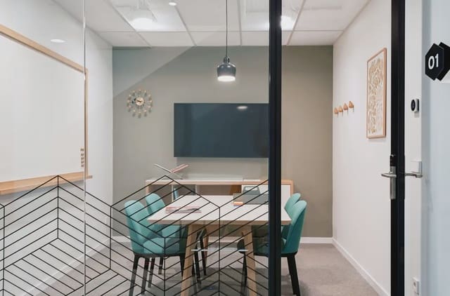 Biuro do wynajęcia w Son Armadans, Palma de Mallorca z garażem - 189 € (Ref: 9810498)