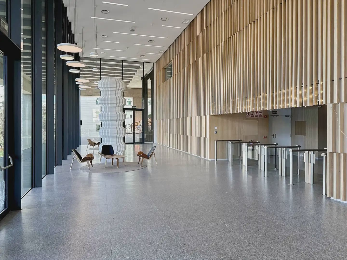 Kontor til leie i Madrid by med garasje - € 429 (Ref: 9810501)