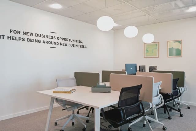 Office for rent in Son Armadans, Palma de Mallorca with garage - € 2,527 (Ref: 9810508)