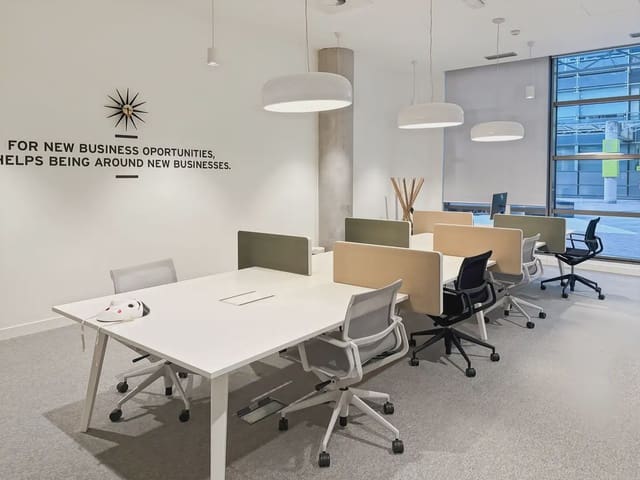 Oficina en Simancas, Madrid ciudad en alquiler con garaje - 139 € (Ref: 9810527)