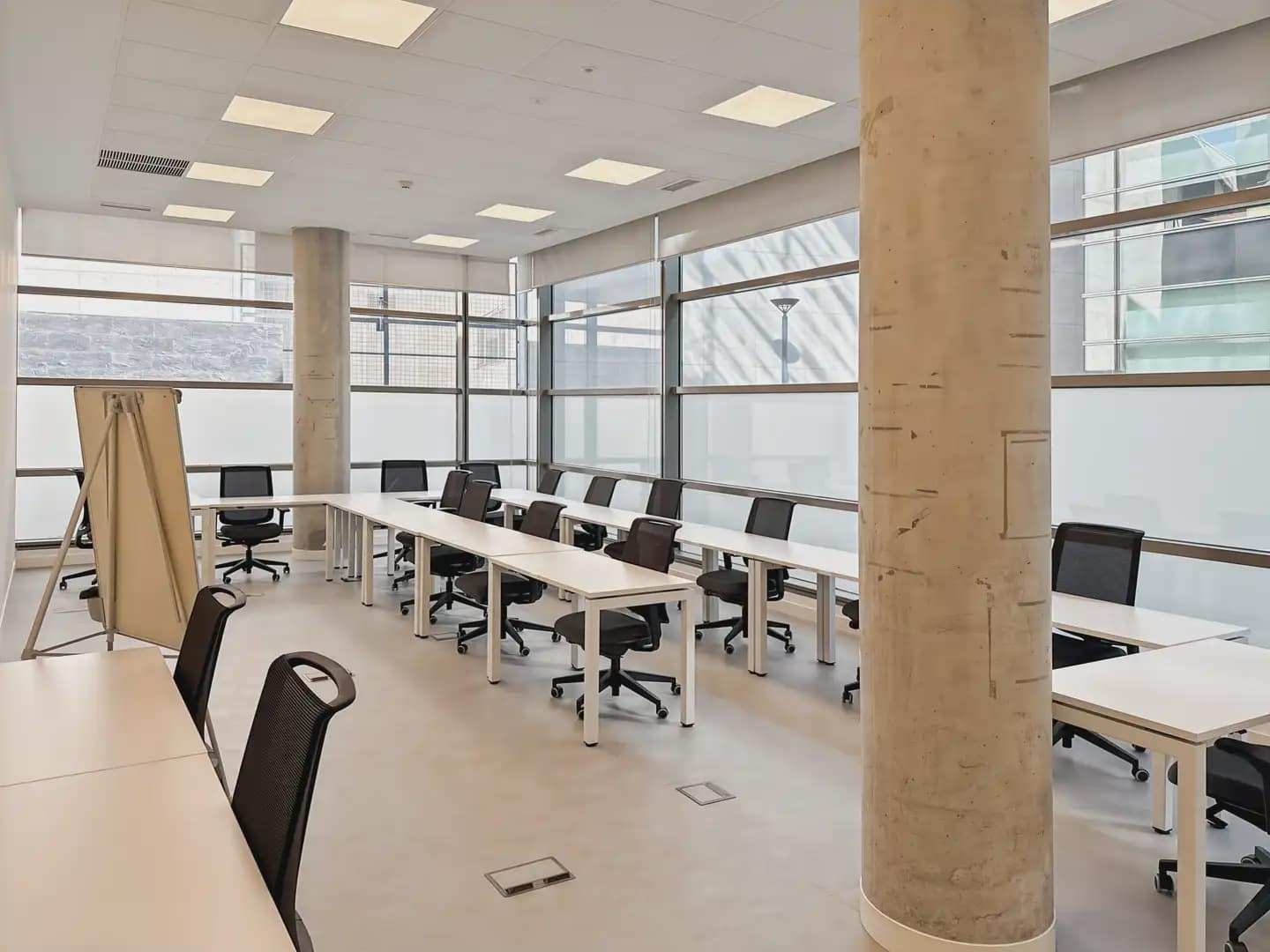 Kontor til leie i Madrid by med garasje - € 768 (Ref: 9810528)