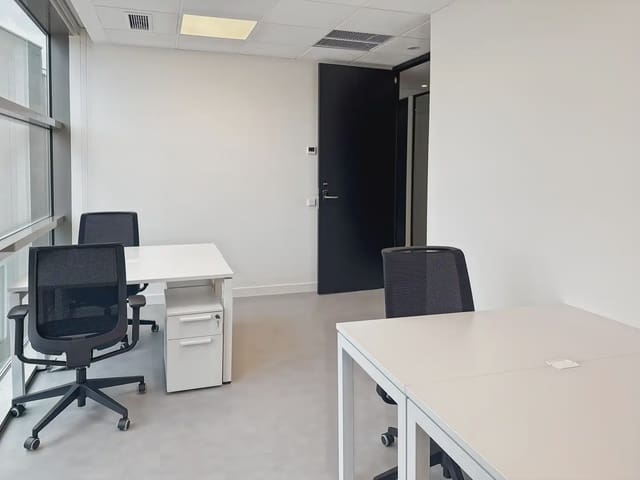 Büro zu vermieten in Simancas, Madrid Stadt mit Garage - 938 € (Ref: 9810529)