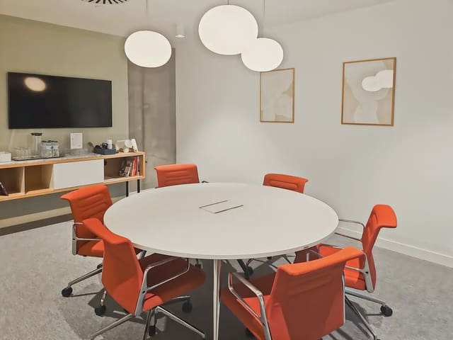 Kantoor te huur in La Marina de Port, Barcelona stad met garage - € 1.258 (Ref: 9810534)