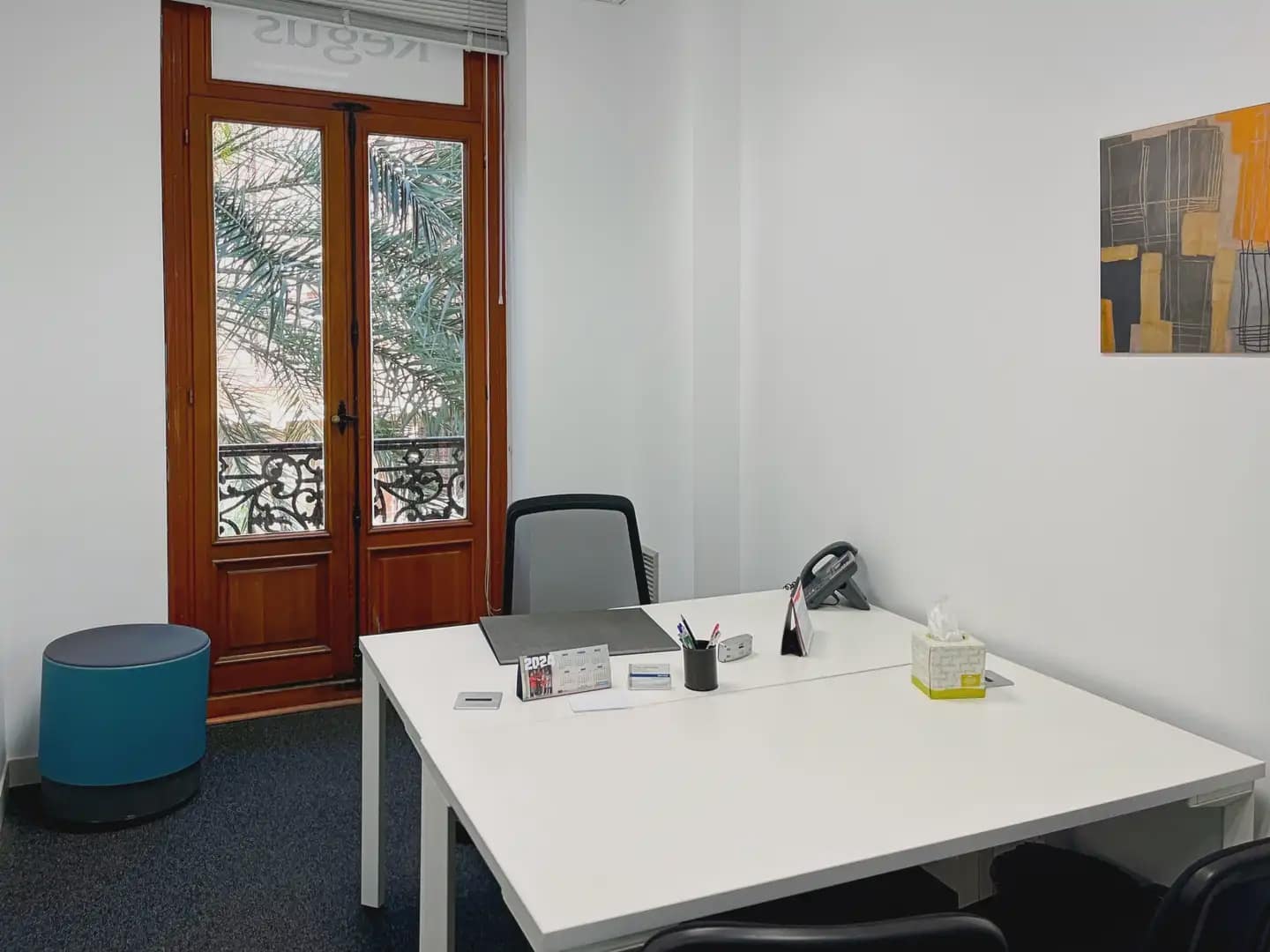 Office for rent in Valencia city with garage - € 12,257 (Ref: 9810563)