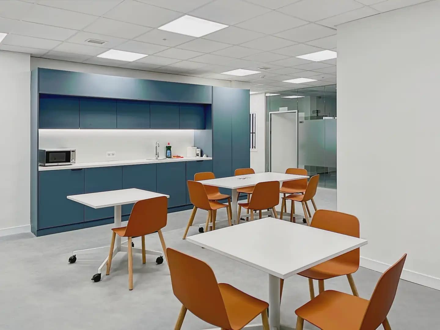 Office for rent in Valencia city with garage - € 12,257 (Ref: 9810563)