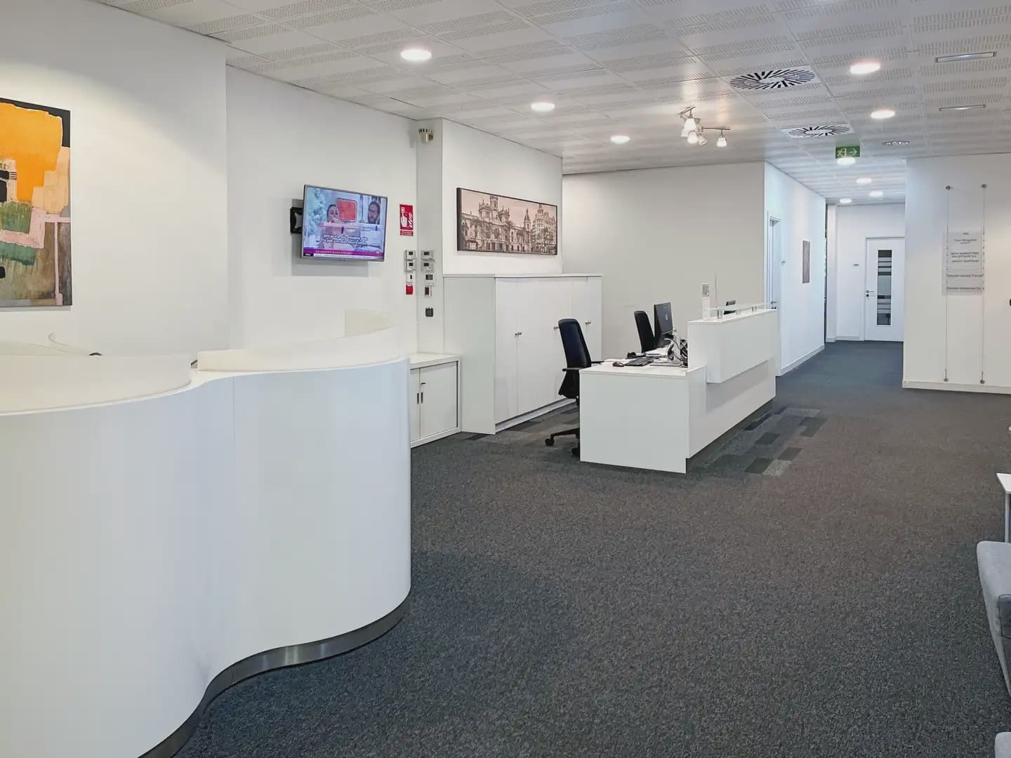 Office for rent in Valencia city with garage - € 12,257 (Ref: 9810563)