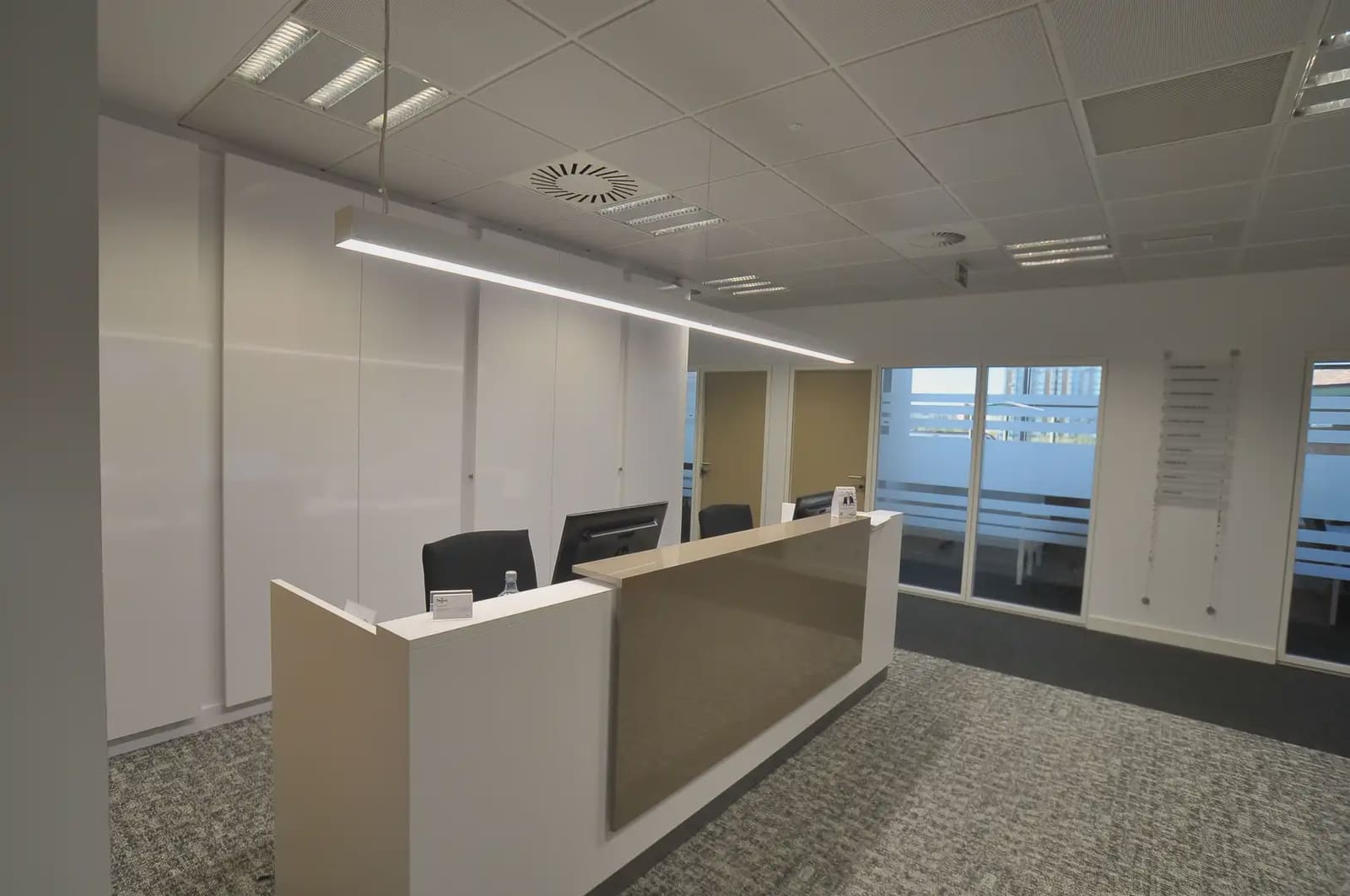 Biuro do wynajęcia w Miasto Madryt z garażem - 16 333 € (Ref: 9810595)