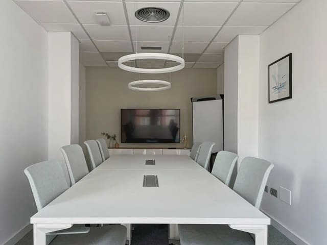 Ufficio da affittare in Santander con garage - 17.047 € (Rif: 9810598)