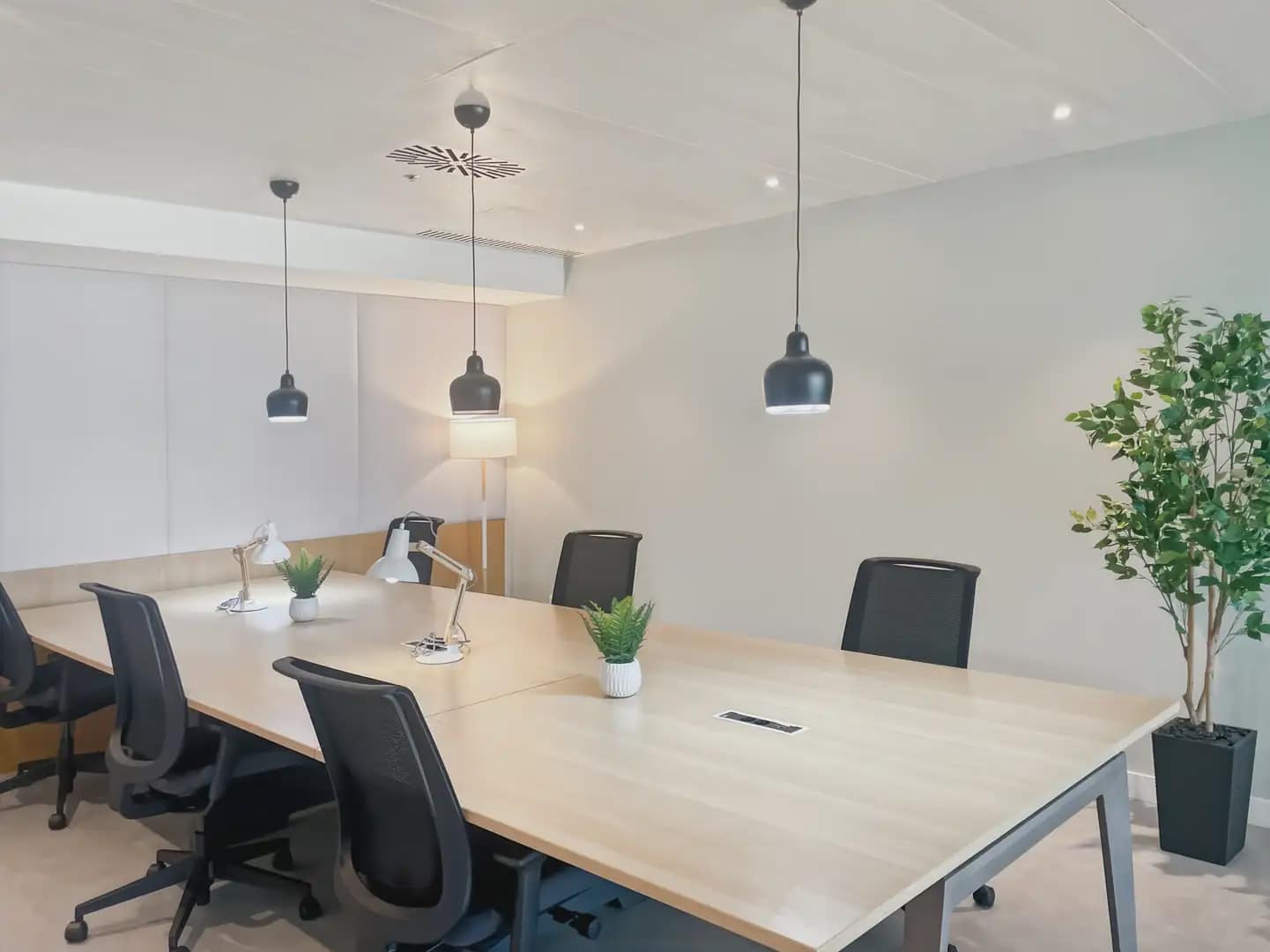 Kontor til leie i Barcelona by med garasje - € 31 716 (Ref: 9810627)