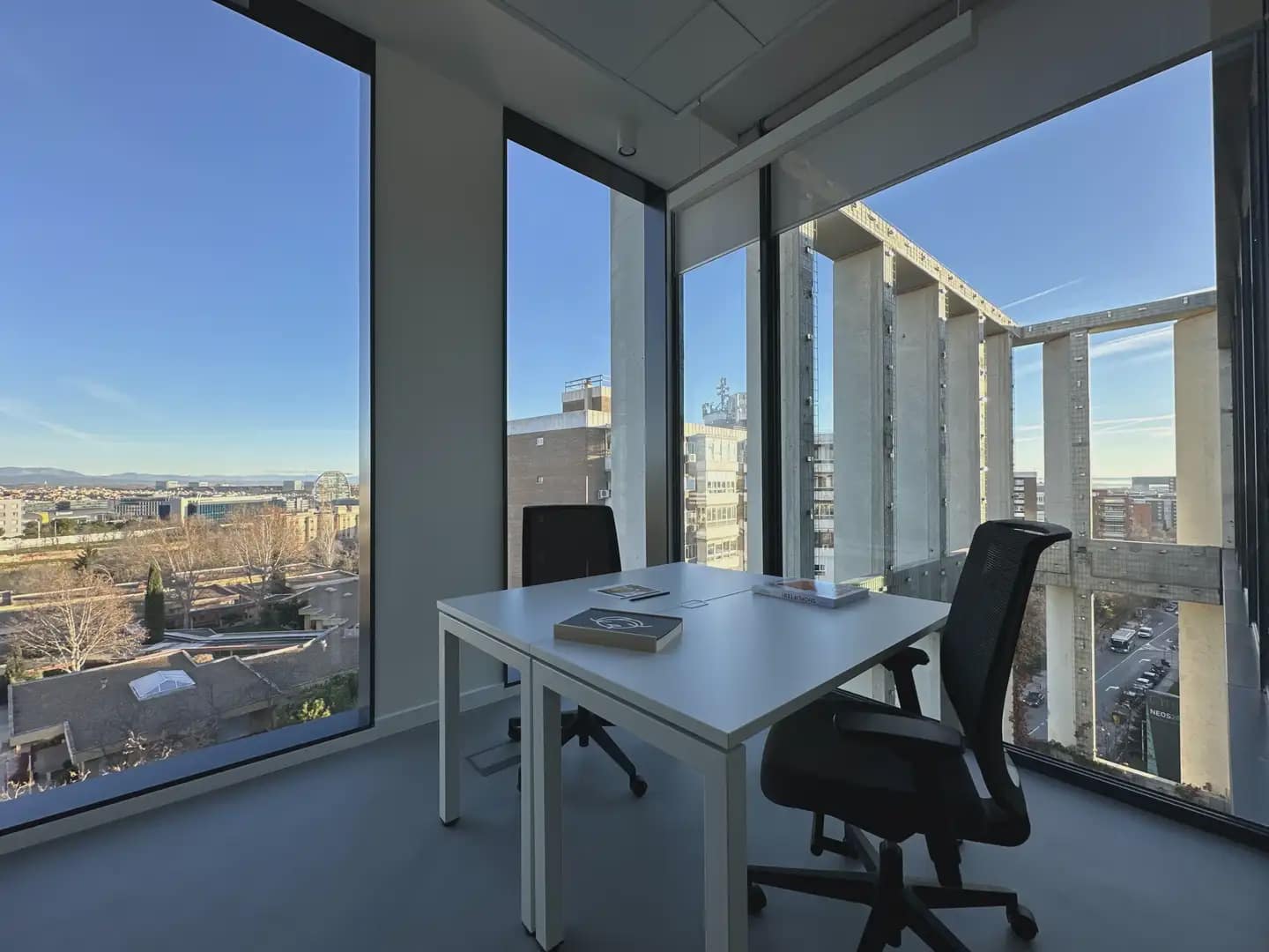 Bureau à louer à Madrid ville avec garage - 19 874 € (Ref: 9810631)