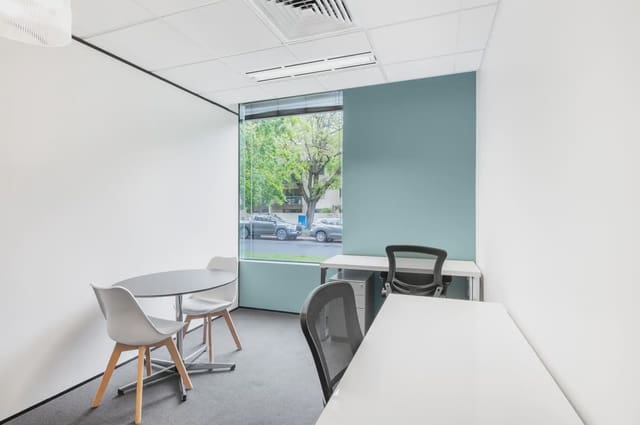 Office for rent in Costillares, Madrid city with garage - € 948 (Ref: 9810645)