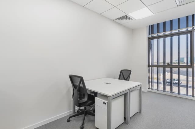 Kontor til leie i Les Corts, Barcelona by med garasje - € 145 (Ref: 9810650)