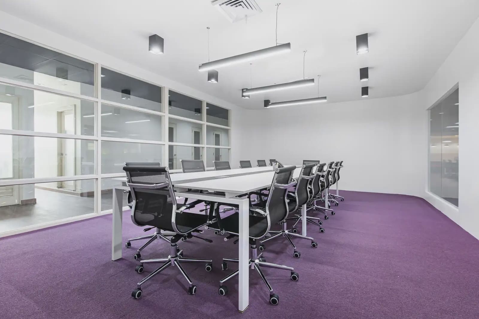 Kontor til leie i Mataro med garasje - € 1 887 (Ref: 9810707)
