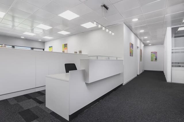 Kontor til leie i Las Rozas de Madrid med garasje - € 119 (Ref: 9810773)