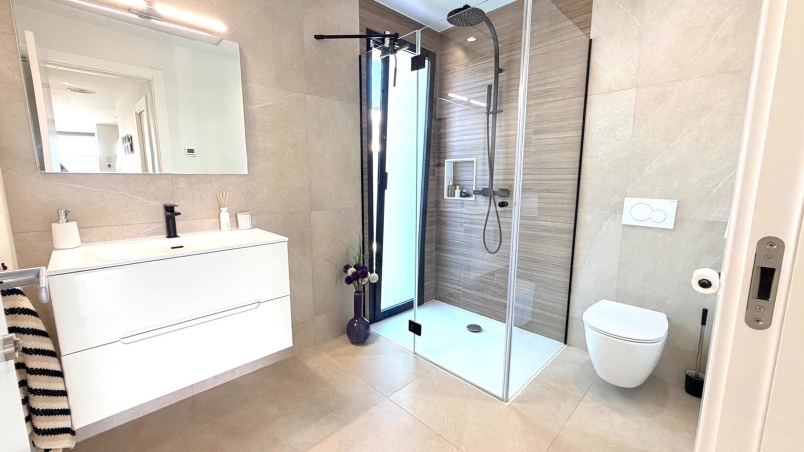 4 soverom Villa til salgs i Los Montesinos med svømmebasseng garasje - € 595 000 (Ref: 10004121)