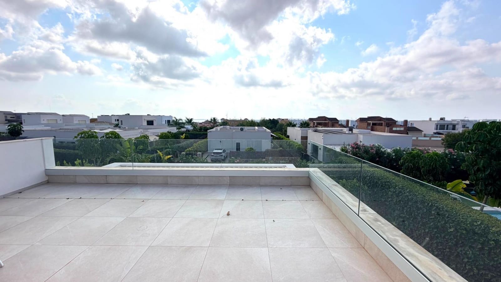 4 soverom Villa til salgs i Los Montesinos med svømmebasseng garasje - € 595 000 (Ref: 10004121)