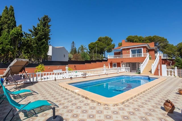 4 soveværelse Villa til salg i Los Balcones - Los Altos, Torrevieja med swimmingpool garage - € 499.000 (Ref: 10004122)