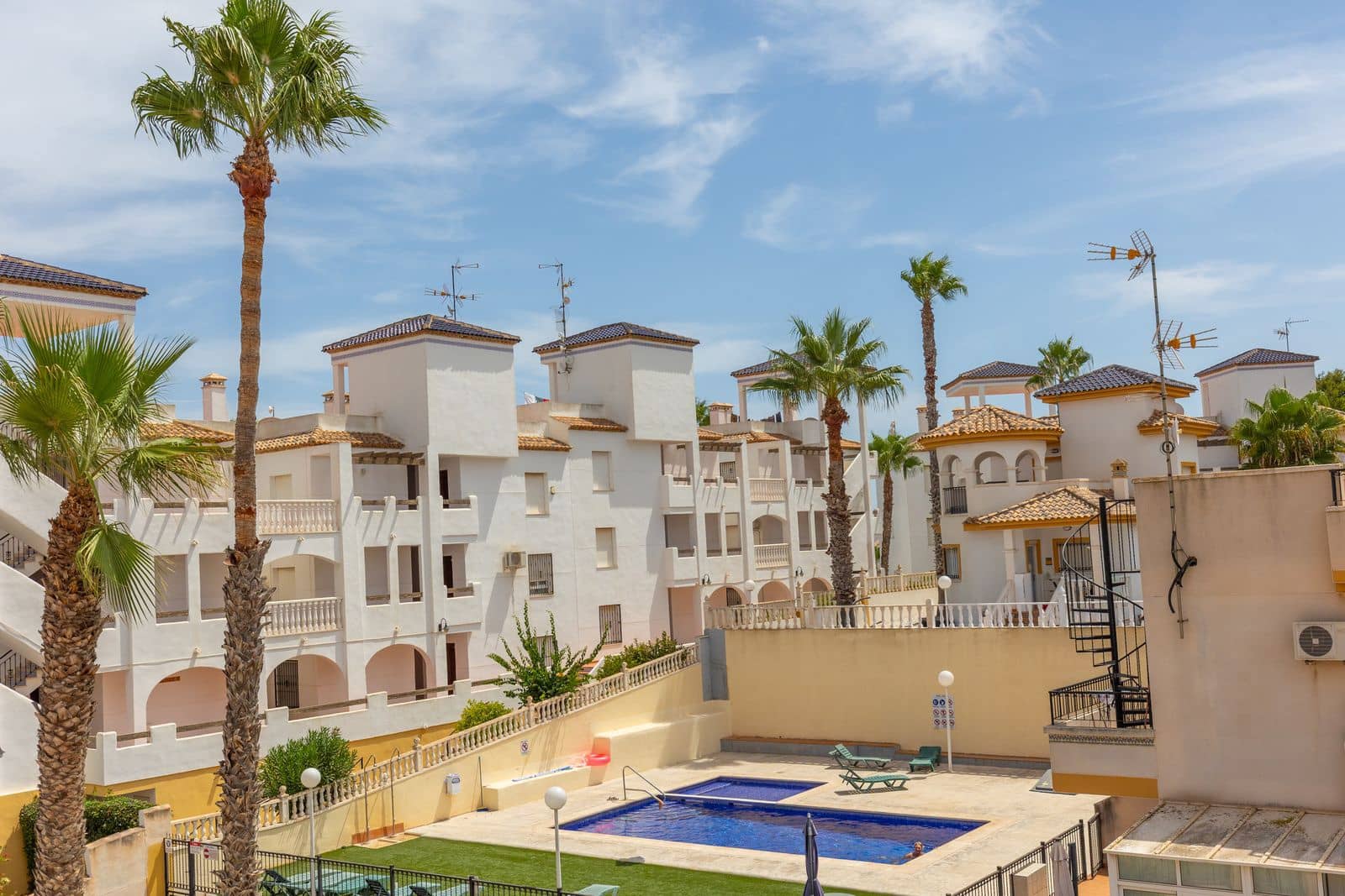 2 chambre Appartement à vendre à Villamartin avec piscine - 175 000 € (Ref: 10038921)