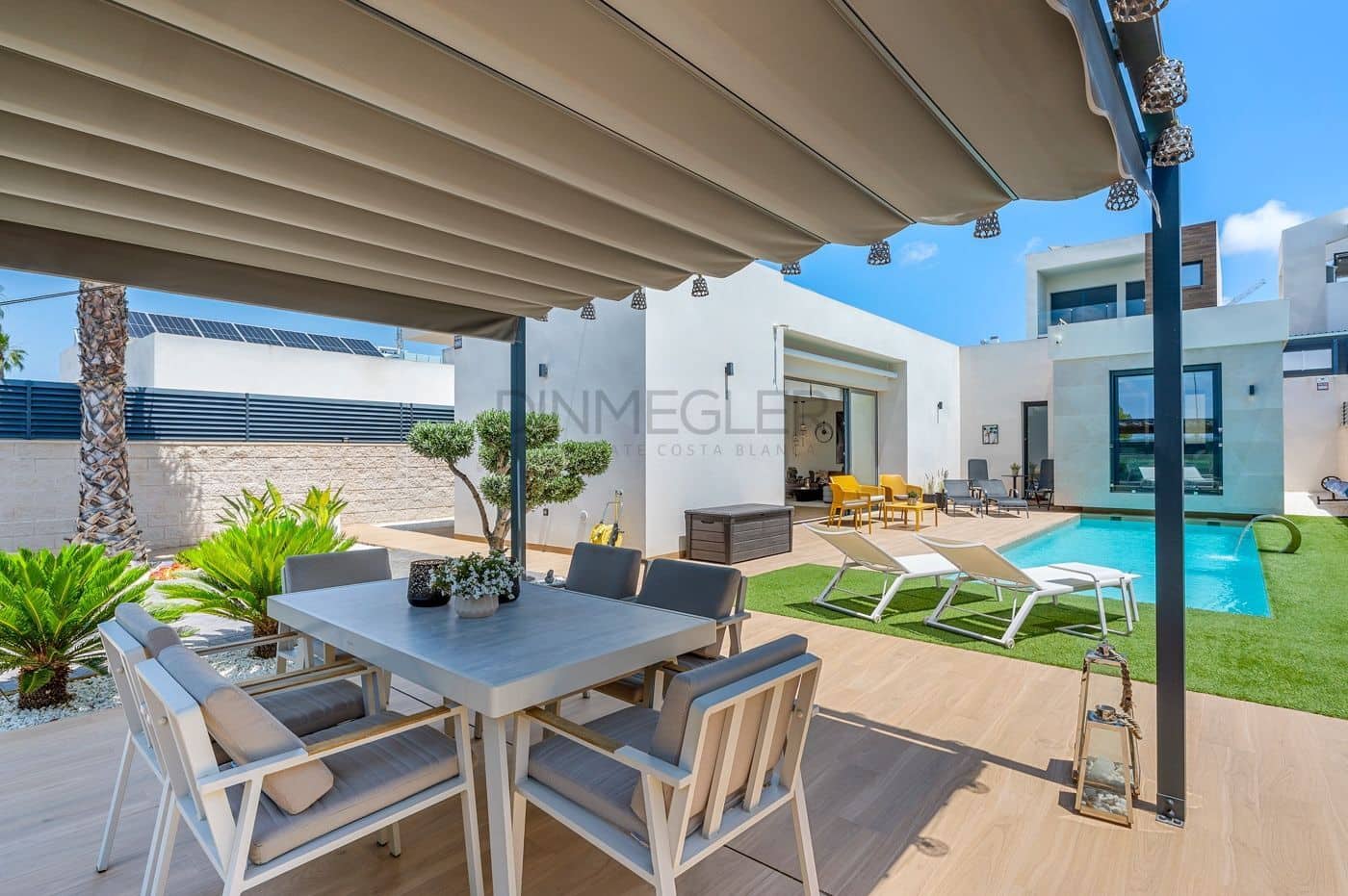 3 bedroom Villa for sale in Benijofar with pool garage - € 599,000 (Ref: 10038922)