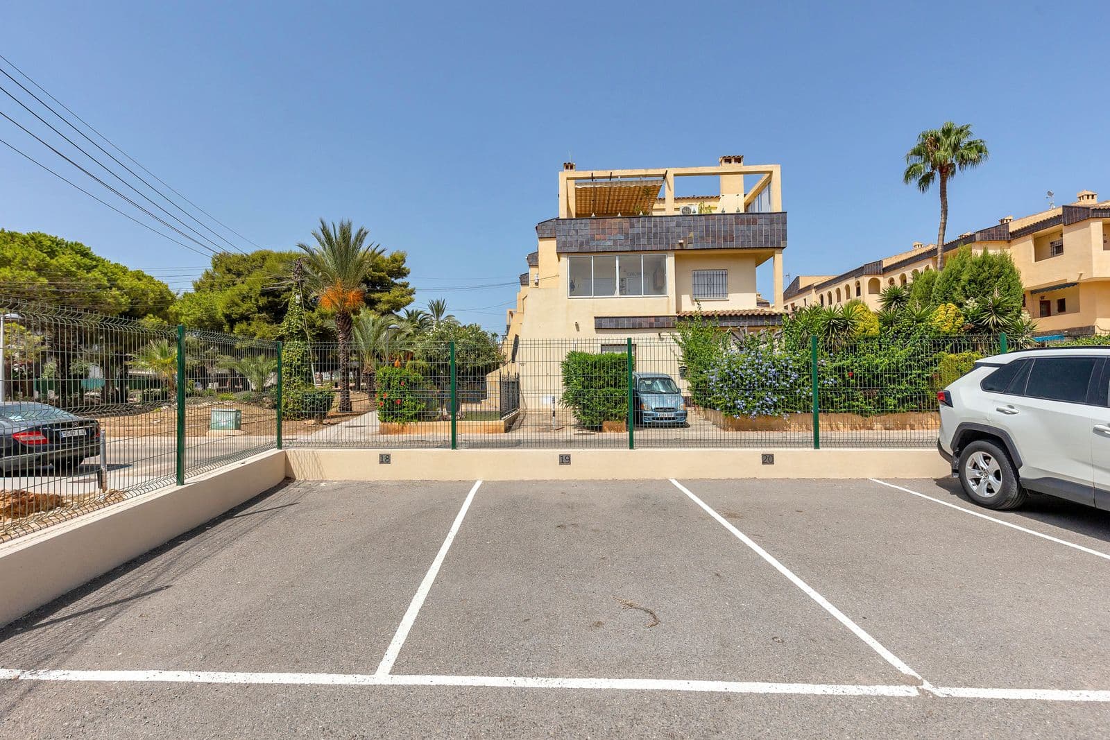 2 sovrum Lägenhet till salu i Punta Prima med pool garage - 169 000 € (Ref: 10059431)