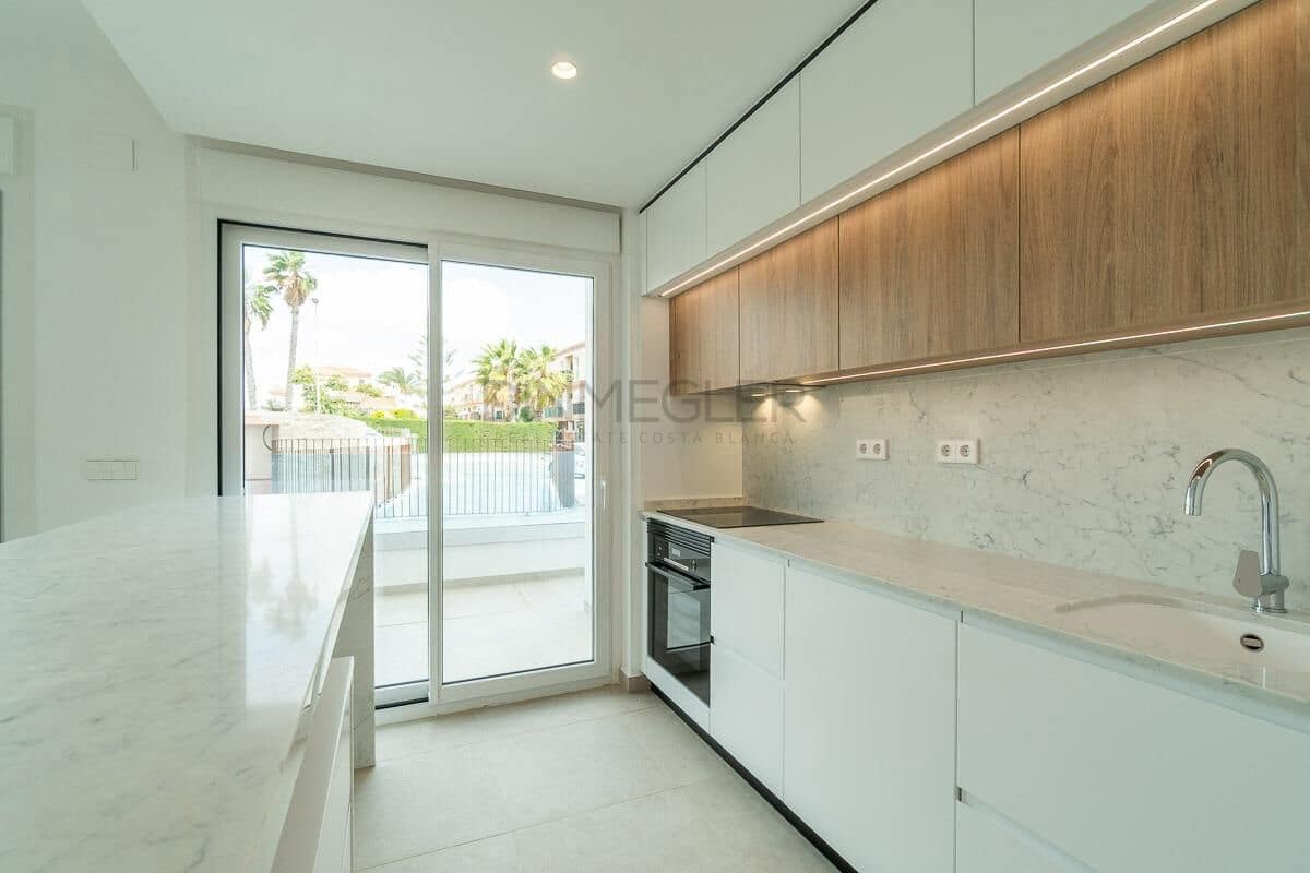 3 soverom Leilighet til salgs i Playa Flamenca med svømmebasseng garasje - € 380 000 (Ref: 9070298)