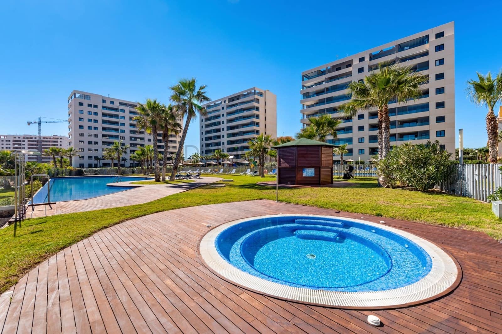 2 chambre Appartement à vendre à Punta Prima avec piscine garage - 479 000 € (Ref: 9075291)