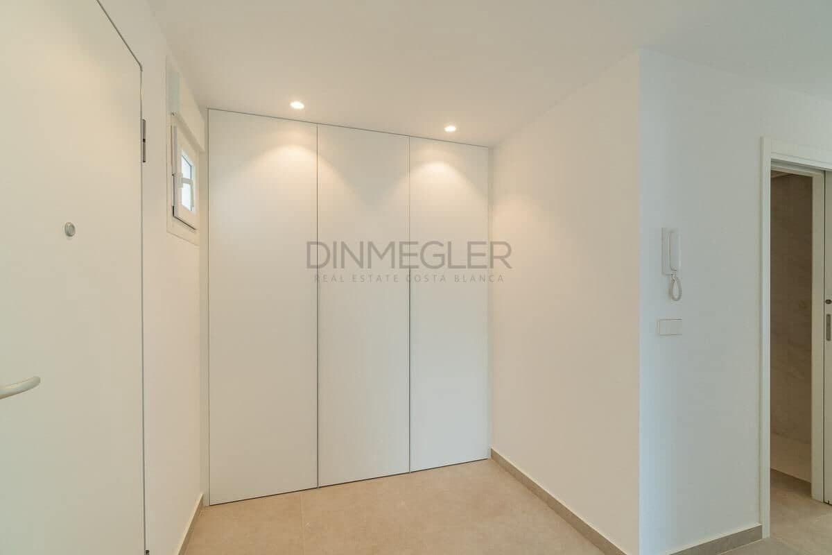 3 bedroom Apartment for sale in Playa Flamenca with pool garage - € 480,000 (Ref: 9075292)