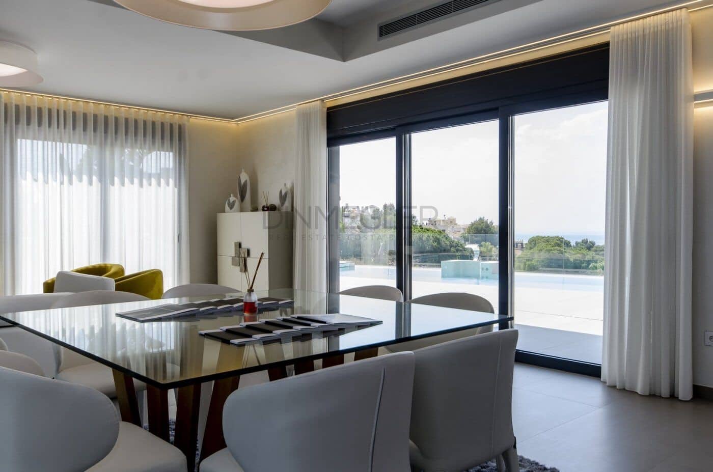 3 sypialnia Willa na sprzedaż w Campoamor z basenem - 1 175 000 € (Ref: 9075293)