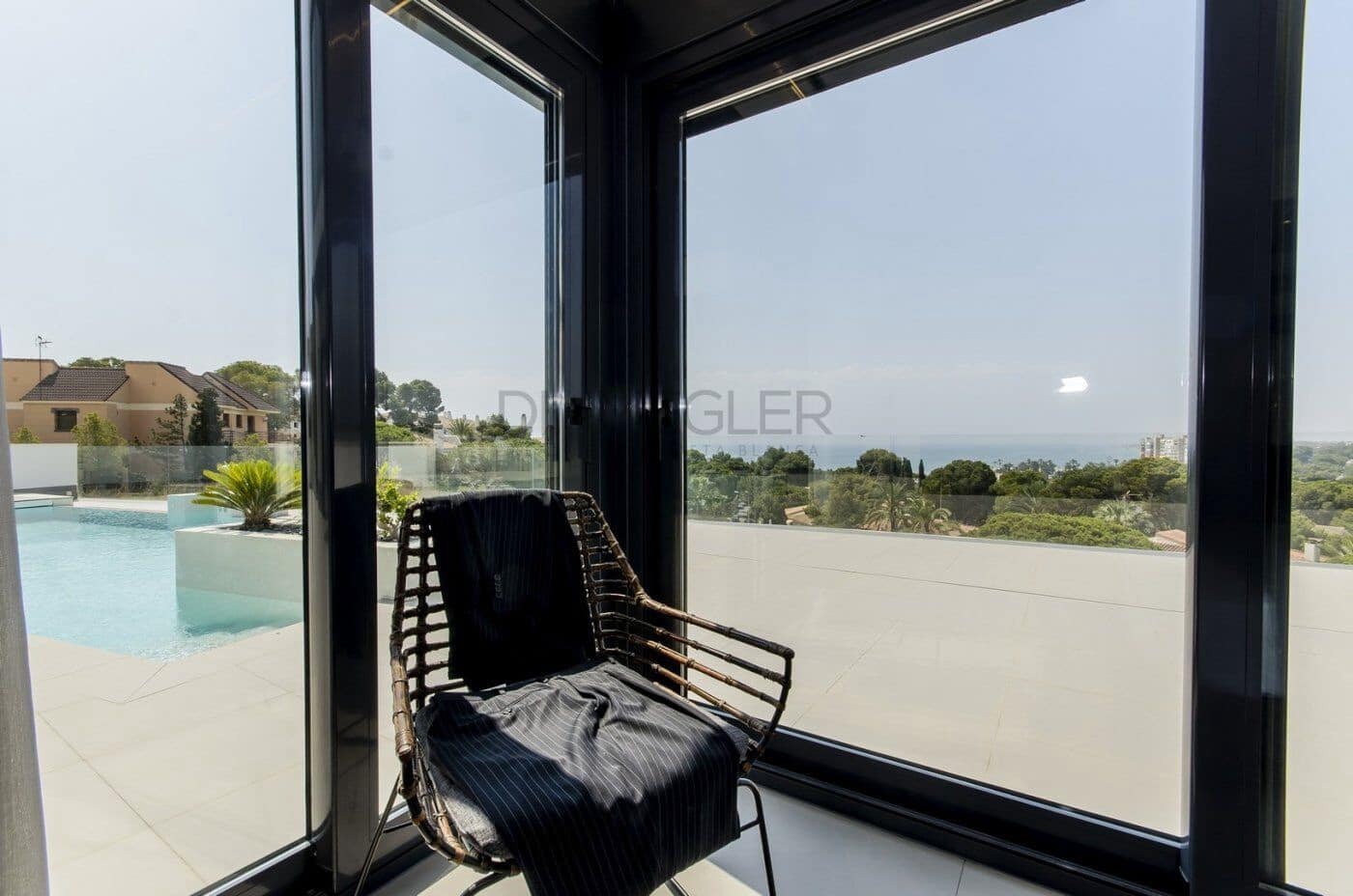 3 sypialnia Willa na sprzedaż w Campoamor z basenem - 1 175 000 € (Ref: 9075293)