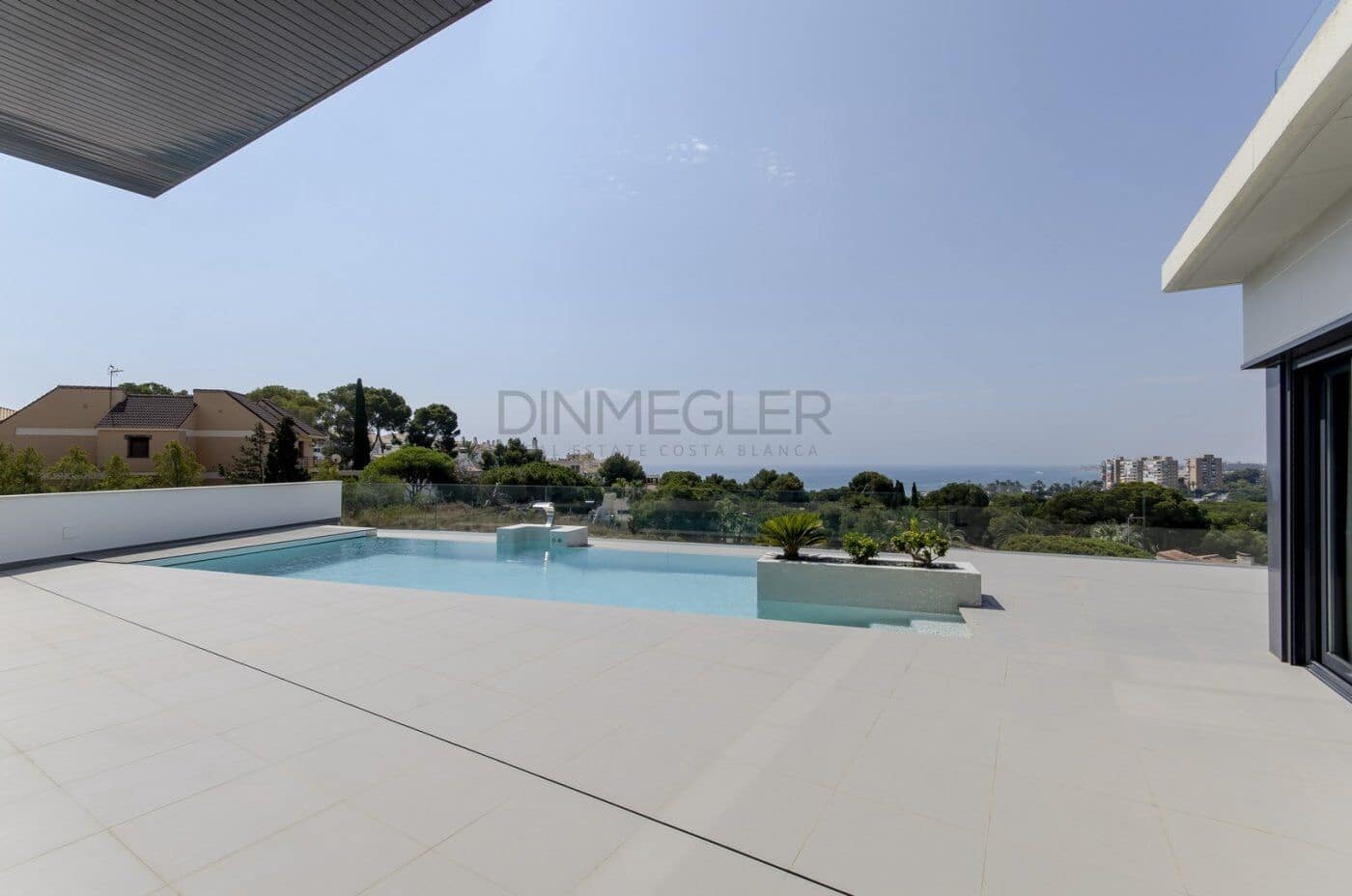 3 sypialnia Willa na sprzedaż w Campoamor z basenem - 1 175 000 € (Ref: 9075293)