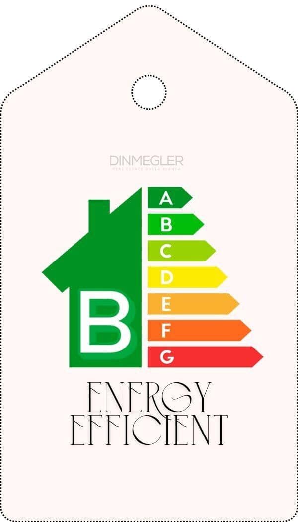 Ático de 3 habitaciones en Torrevieja en venta con piscina garaje - 460.000 € (Ref: 9076307)