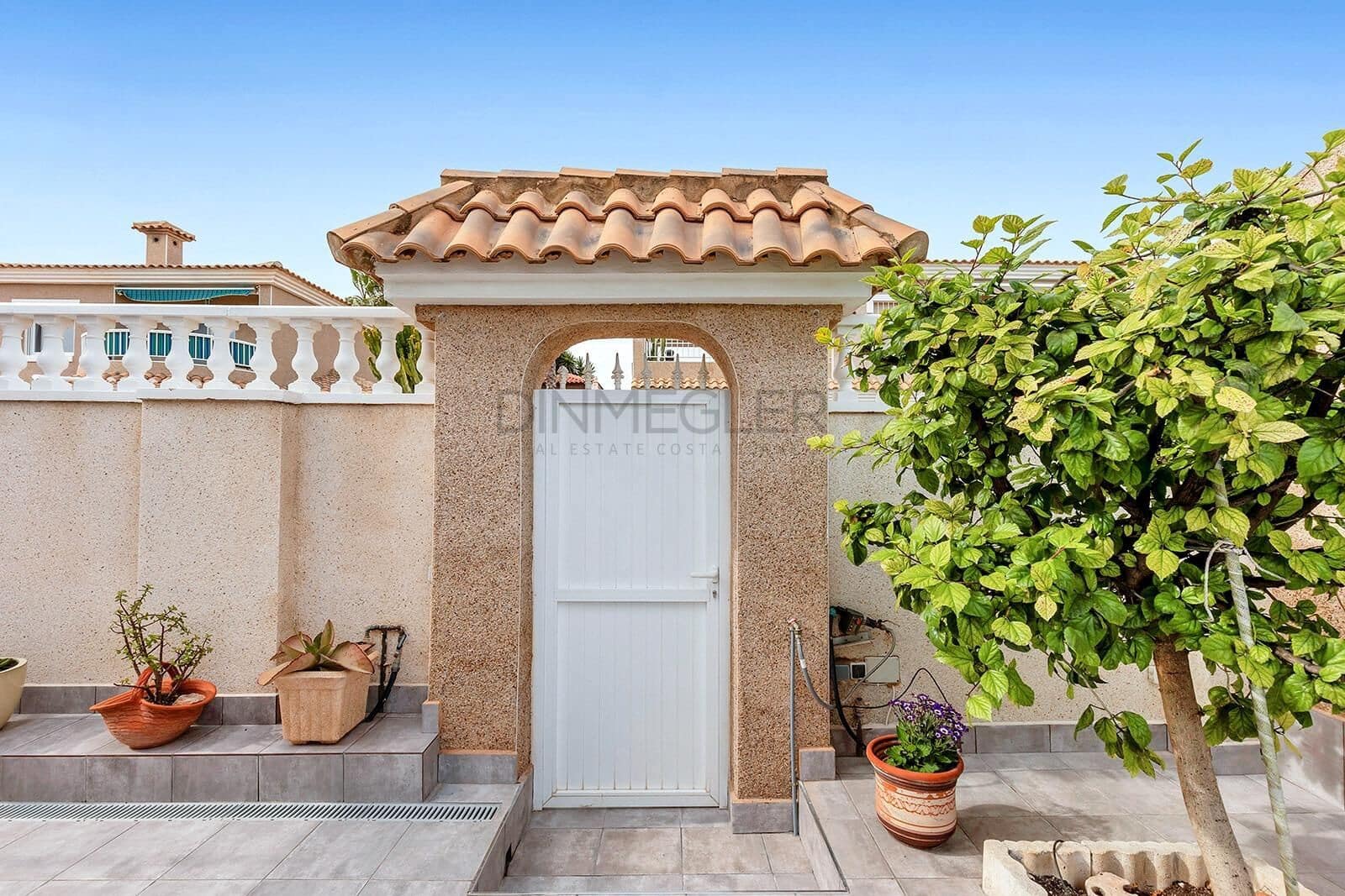 5 soverom Villa til salgs i Torrevieja med svømmebasseng - € 410 000 (Ref: 9085981)