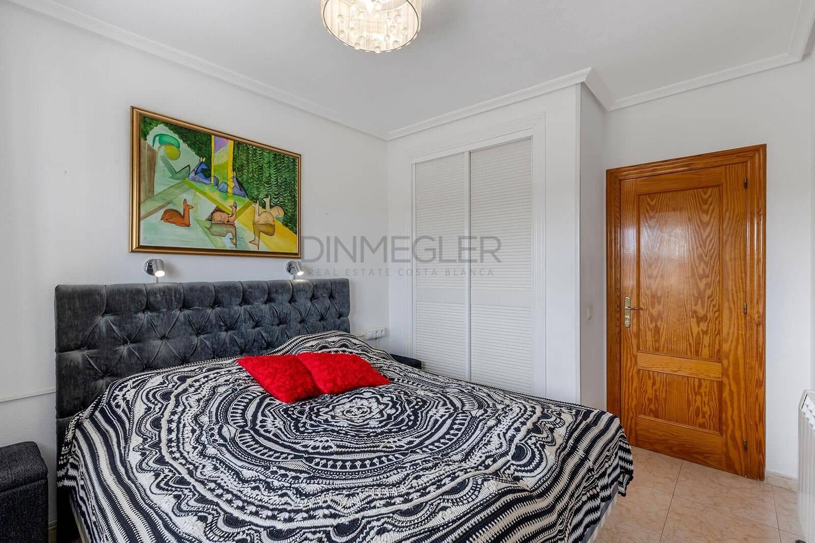 5 soverom Villa til salgs i Torrevieja med svømmebasseng - € 410 000 (Ref: 9085981)