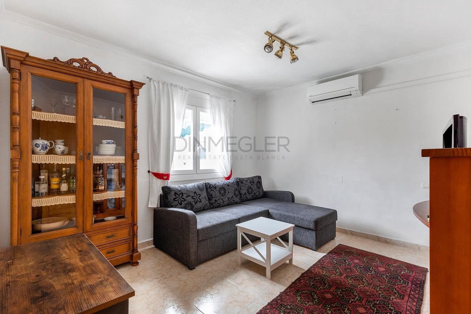 5 soverom Villa til salgs i Torrevieja med svømmebasseng - € 410 000 (Ref: 9085981)