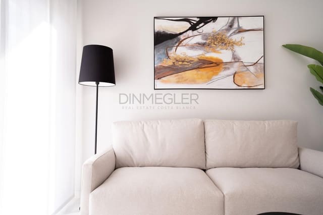 Bungalow de 3 habitaciones en Pilar de la Horadada en venta con piscina - 310.000 € (Ref: 9085989)