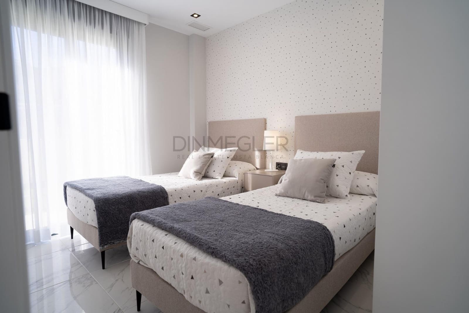 3 bedroom Bungalow for sale in Pilar de la Horadada with pool - € 310,000 (Ref: 9085989)