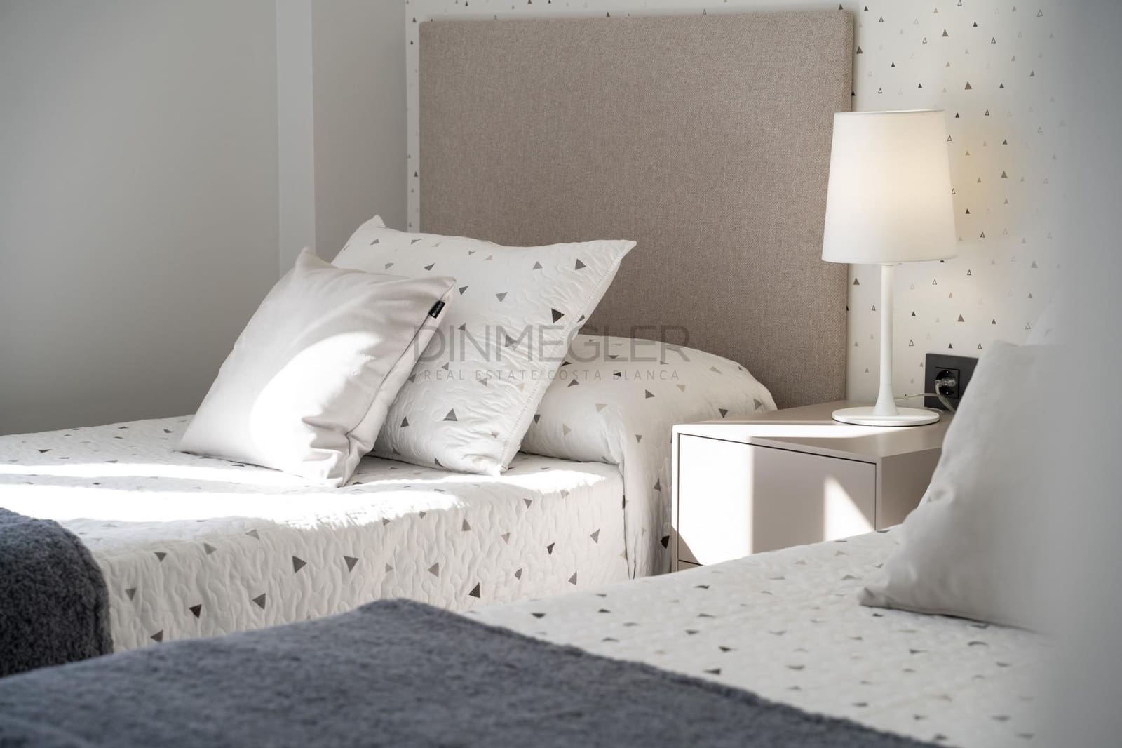 3 bedroom Bungalow for sale in Pilar de la Horadada with pool - € 310,000 (Ref: 9085989)